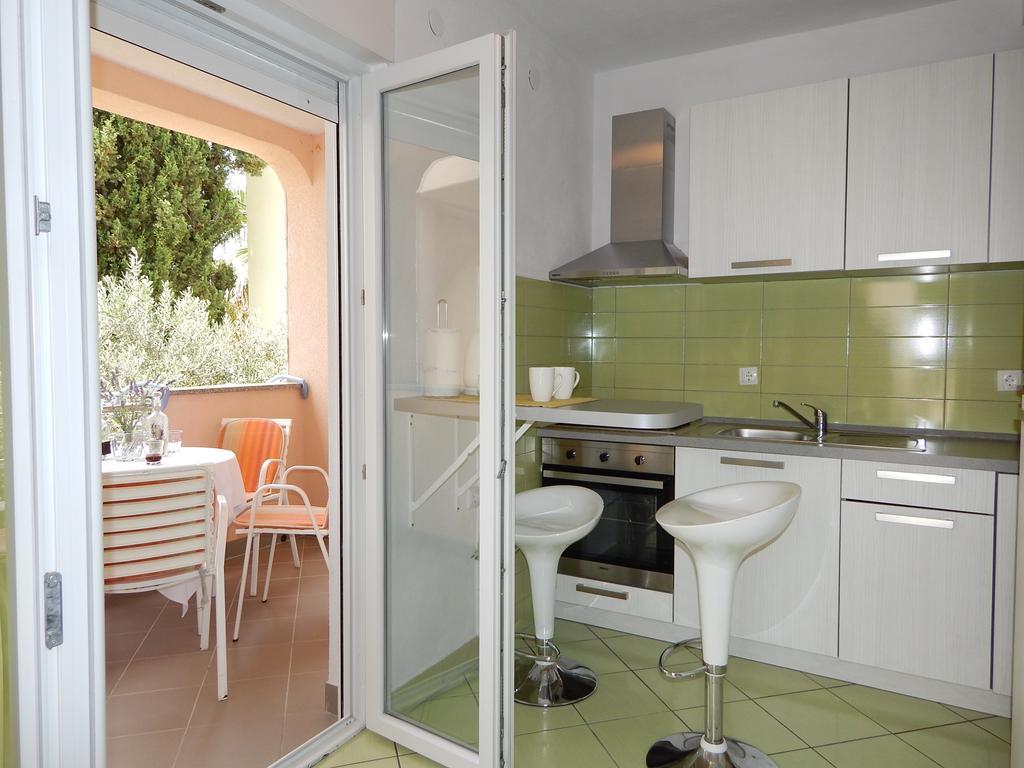 Apartments Nedjeljka Razanj Room photo