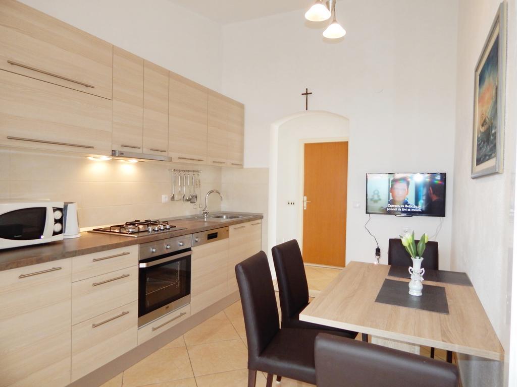 Apartments Nedjeljka Razanj Room photo